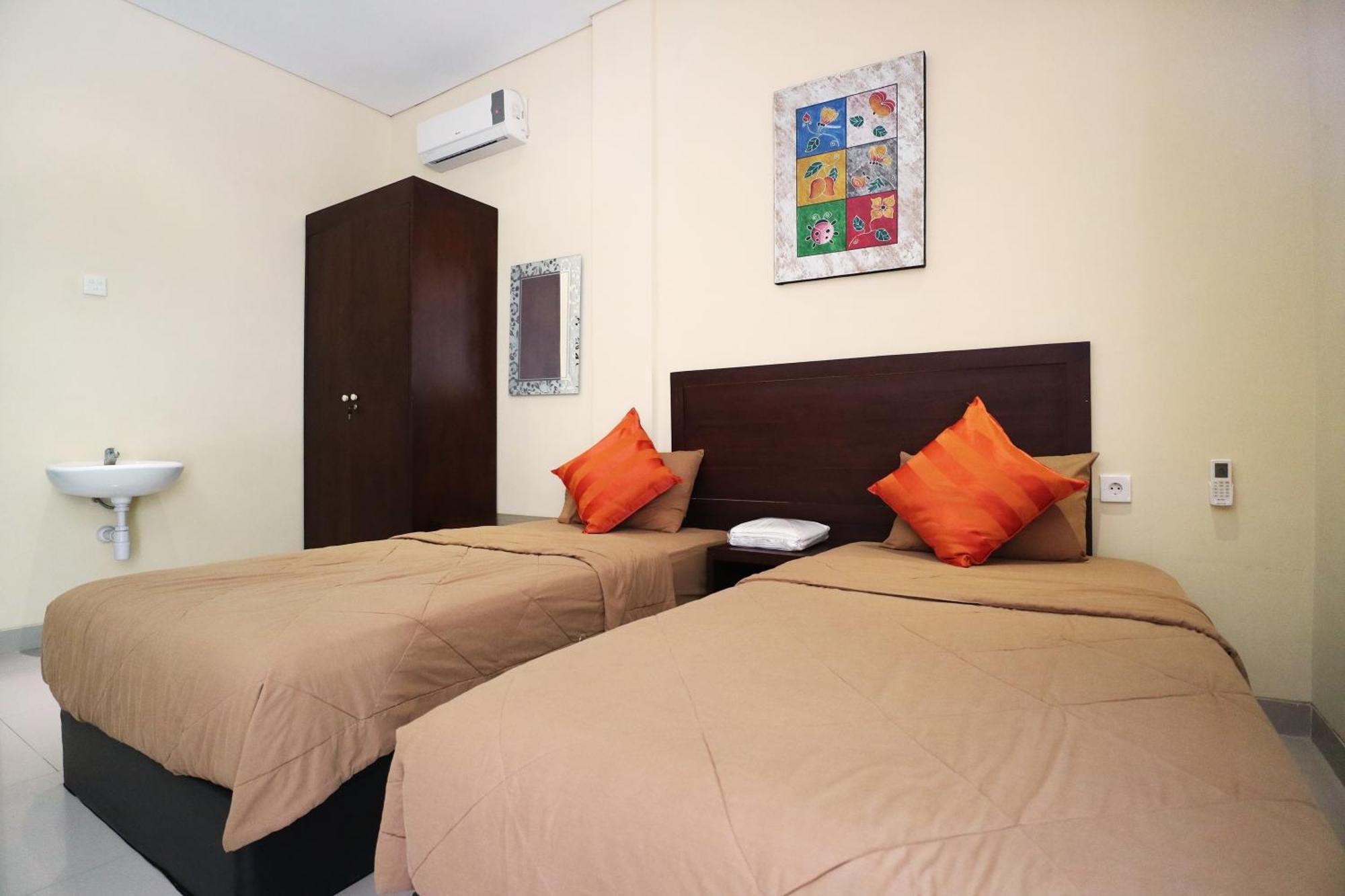 Hotel Dee Denpasar (Bali)